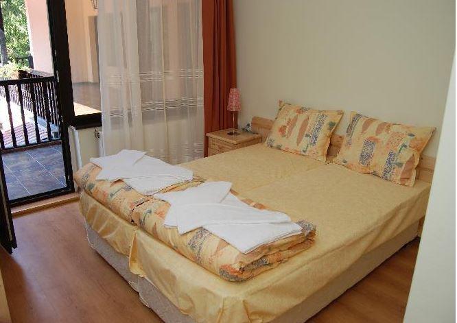 Family Hotel Ilinden Shipkovo  Habitación foto